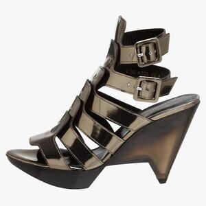 Robert Clergerie Metallic Pewter Diane Gladiator Wedge Sandal size 41/US 10